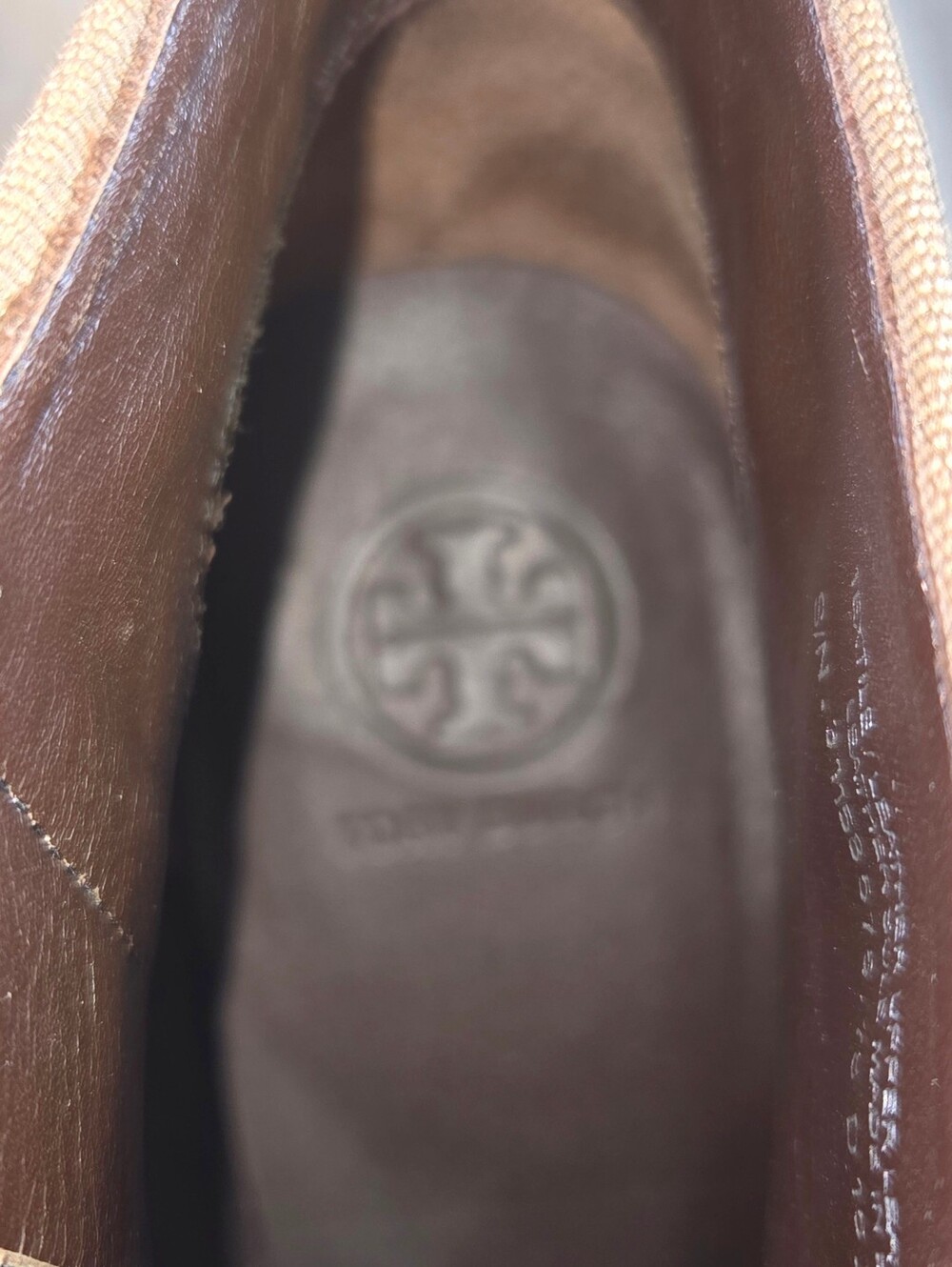 TORY BURCH BOWIE FANGO LEATHER ANKLE BLOCK HEEL BOOTIES. - Picture 8 of 9